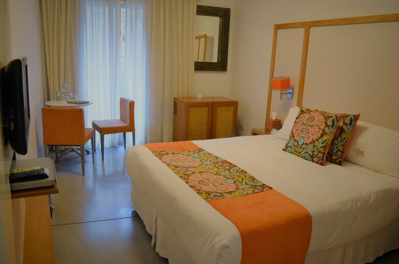 Mine Hotel Boutique