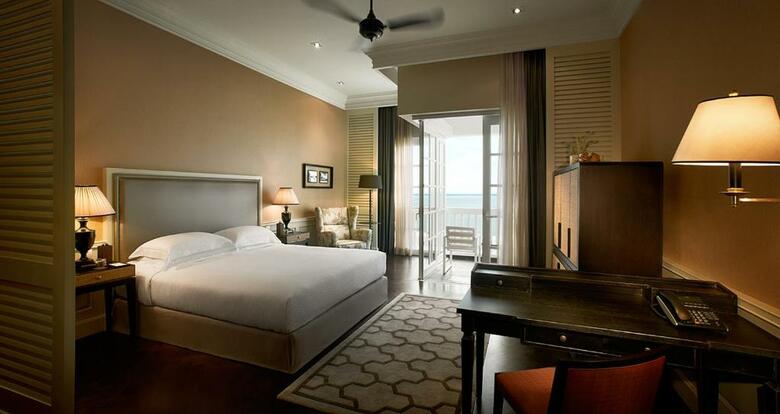 Eastern And Oriental Hotel Penang