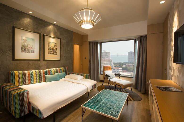 Traders Hotel, Penang