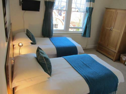 Hostal Treetops Guest House