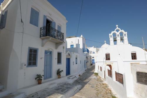 Thomas Traditional Apartments