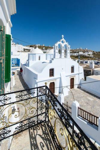 Thomas Traditional Apartments