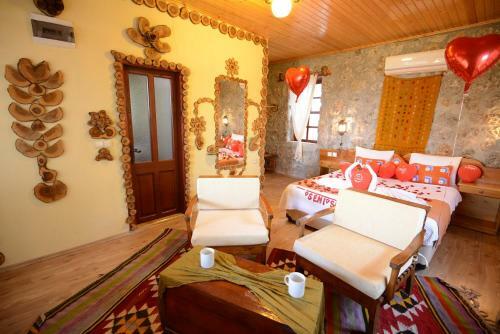 Hostal Faralya Yoruk Evi Hotel