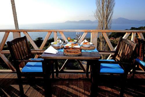Hostal Faralya Yoruk Evi Hotel