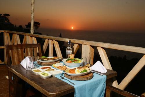 Hostal Faralya Yoruk Evi Hotel