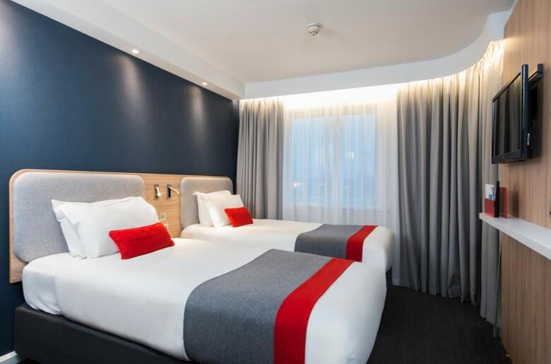Hotel Holiday Inn Express Milton Keynes