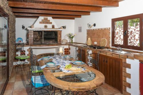 Villa Maravilla Con Piscina Climatizada