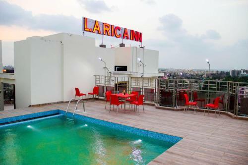 Hotel Larica Inn Rajarhat