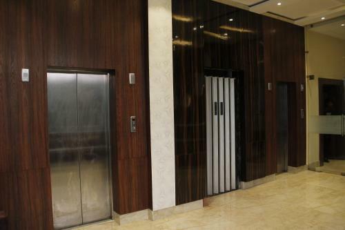 Hotel Larica Inn Rajarhat