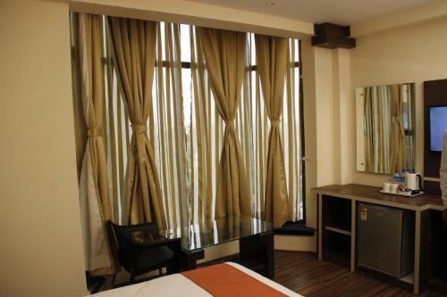 Hotel Larica Inn Rajarhat