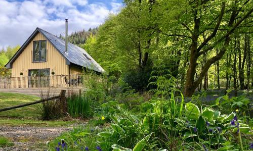 Bluebell Cottage With Hot Tub