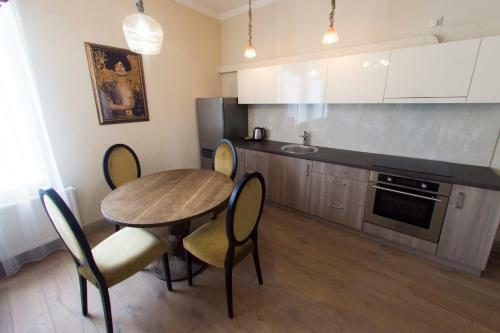 Minthouse Apartments