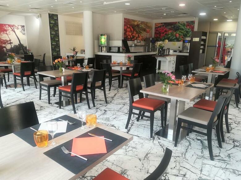 Hotel Holiday Inn Garden Court