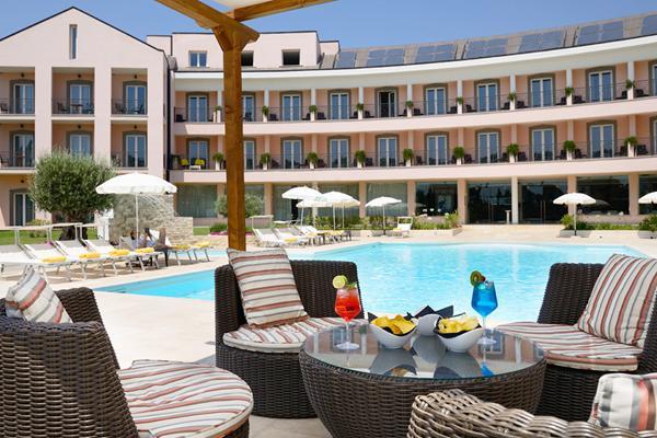 Hotel Golden Tulip Rome Airport