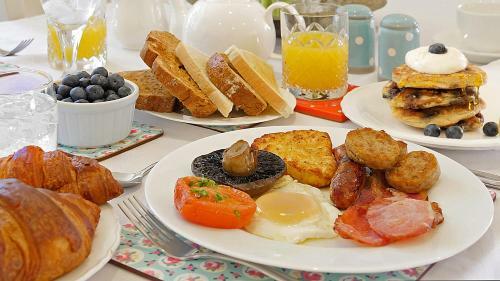 Bed & Breakfast Caroe Farm House