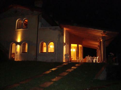 Villa D'epoca Sul Lago Di Garda Con Piscina Interna E Parco Con Laghetto