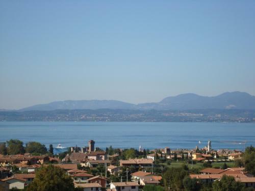 Villa D'epoca Sul Lago Di Garda Con Piscina Interna E Parco Con Laghetto