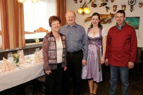 Hotel-gasthof "zum Bartl"