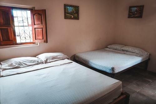 Hostal Los Chamos