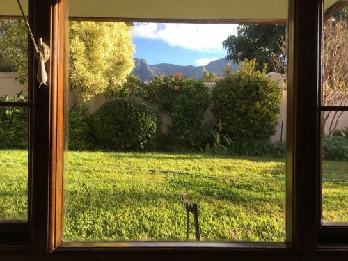 Bed & Breakfast River Lodge