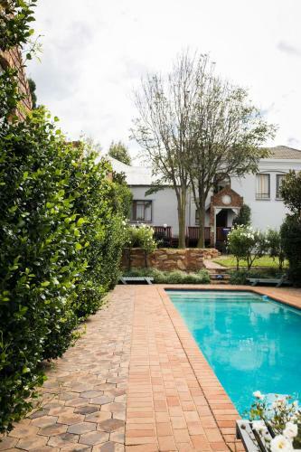 Hostal Van Dykshuis Guest House
