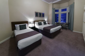 Hotel Quest Mansions