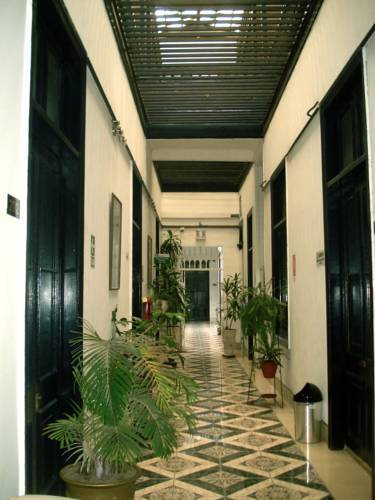 Hotel Y Restaurante Acropolis