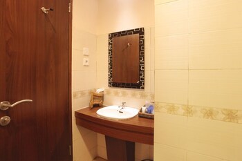 Hotel Airy Cicendo Ehrlich 7 Bandung
