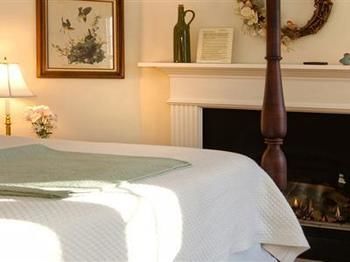 Bed & Breakfast Foxfield Inn