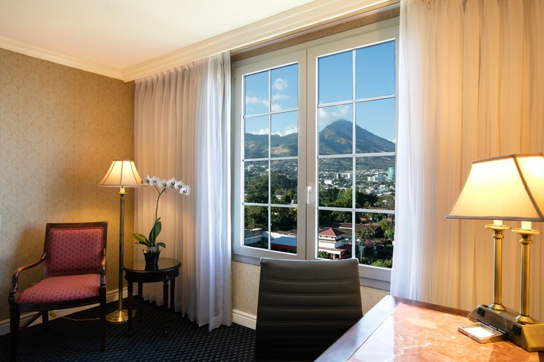 Hotel Barcel� San Salvador