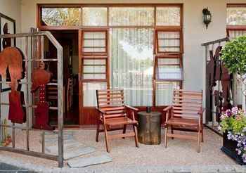 Hotel Miles B&B Guesthouse