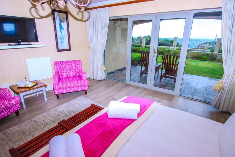 Hotel On The Cliff Guest House