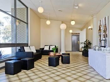 Motel Ibis Styles Sale