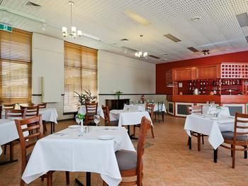 Motel Ibis Styles Sale