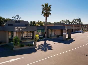 Motel Ibis Styles Sale