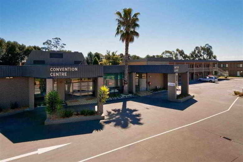 Motel Ibis Styles Sale