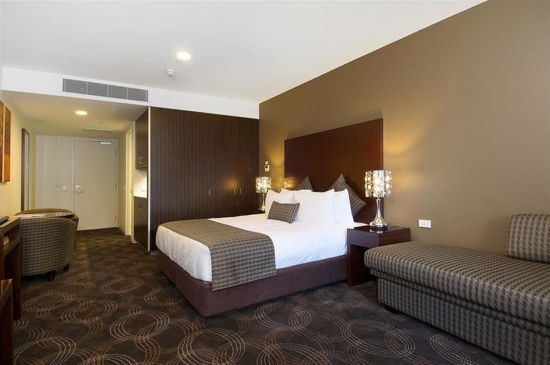 Best Western Premier Hotel 115 Kew