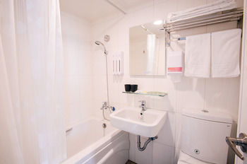 Taichung Kiwi Express Hotel - Chenggong Rd