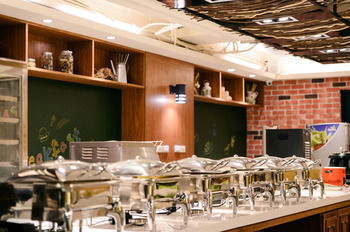 Taichung Kiwi Express Hotel - Chenggong Rd