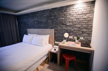 Taichung Kiwi Express Hotel - Chenggong Rd