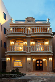 Bletani Hotel