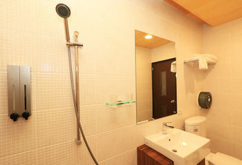 Mystery 13 B&B