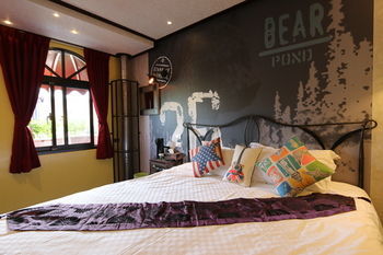 Mystery 13 B&B
