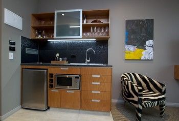 King And Queen Hotel Suites