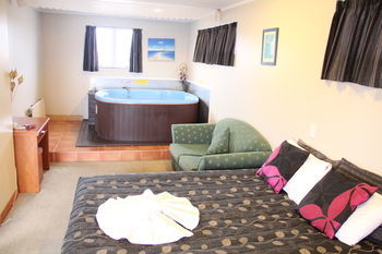 Gateway International Motel