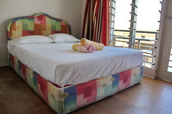 Tropic Of Capricorn - Hostel