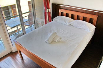 Tropic Of Capricorn - Hostel