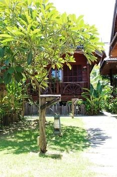 Hotel Baan Baitan Resort