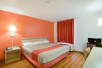 Motel 6 Waukegan Il