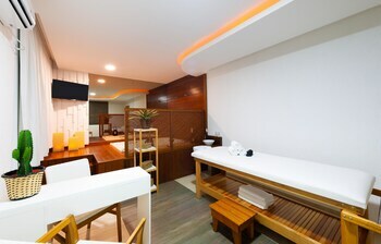 Best Western Plus Oasis Cabo Frio Hotel